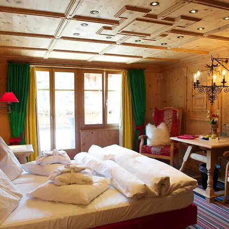 Tradition Julen Hotel 4*