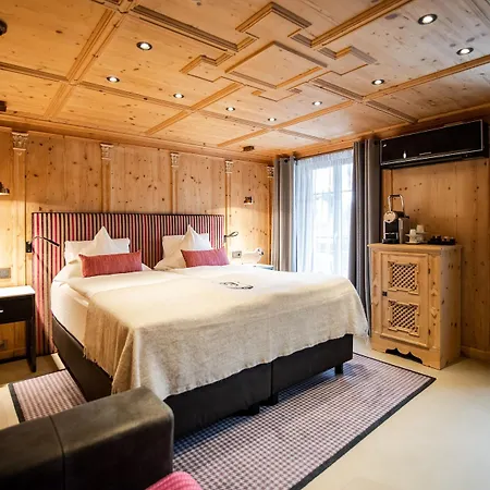 Hotel Tradition Julen 4*