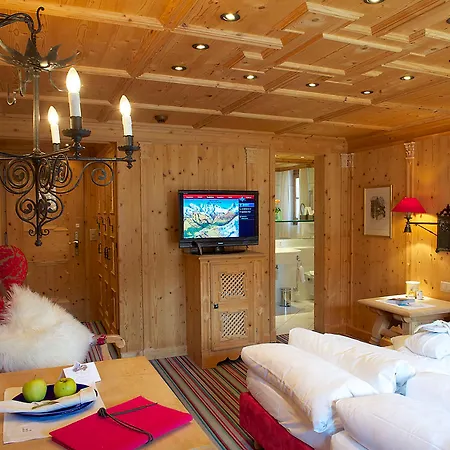 호텔 Tradition Julen 4*